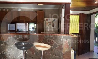 Casa en Carilo