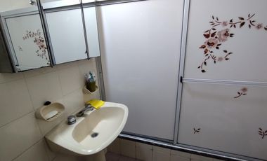 VENTA Casa en Wilde con 3 dormitorios y fondo libre APTA CRÉDITO