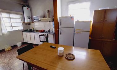 VENTA Casa en Wilde con 3 dormitorios y fondo libre APTA CRÉDITO