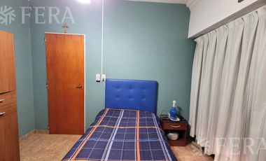 Venta casa de 5 ambientes con cochera y quincho en Quilmes Oeste