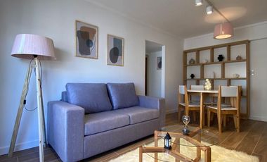 Departamento 2 amb al lateral con balcon corrido y cochera fija
