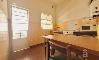 Casa  en Venta  lote propio en  Villa Ballester - Tres Ambientes oportunidad !