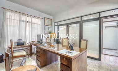 Venta Permuta Oficina Amplia Balcon al frente