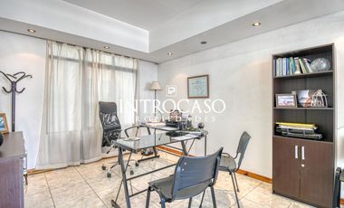 Venta Permuta Oficina Amplia Balcon al frente