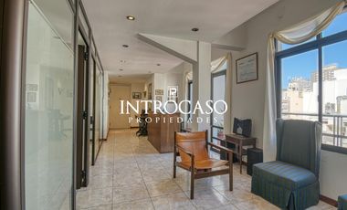 Venta Permuta Oficina Amplia Balcon al frente