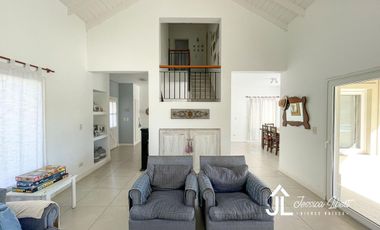 Casa en venta en Pinares Country Club en E1