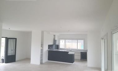 Casa En El Canton -  Barrio  Puerto PG