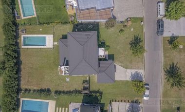 Casa En El Canton -  Barrio  Puerto PG