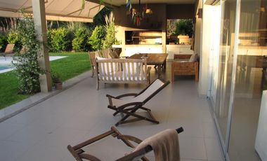 Casa - San Isidro Labrador