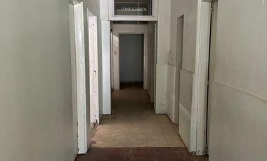 Edificio comercial en venta - 2 Salas de Espera 6 Consultorios - 333Mts2 - La Plata