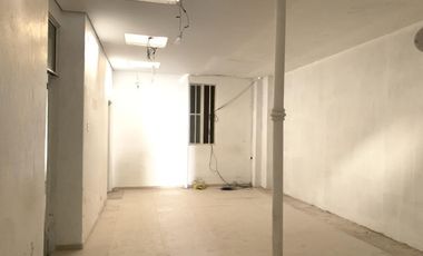 Edificio comercial en venta - 2 Salas de Espera 6 Consultorios - 333Mts2 - La Plata