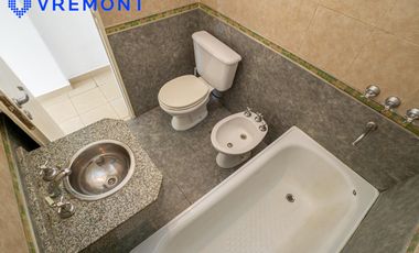Lituania 600. Departamento de 2 ambientes en venta. Remedios de Escalada