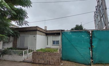 VENTA- Terreno en  esquina zona comercial en Villa Gobernador Galvez