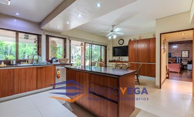 Casa en venta en San Diego Country Club, Moreno