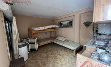 VENTA URGENTE EN BLOCK- DOCUMENTACION AL DIA - OPORTUNIDAD - CASA MULTIFAMILIAR