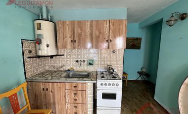 VENTA URGENTE EN BLOCK- DOCUMENTACION AL DIA - OPORTUNIDAD - CASA MULTIFAMILIAR