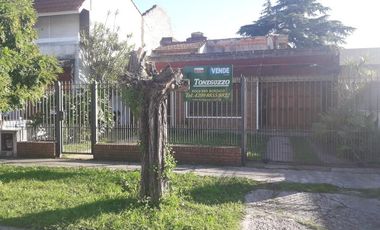 Casa - Burzaco