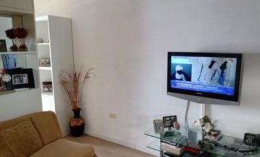 Monoambiente con balcon al frente en venta - Barrio Norte - Beruti 3100