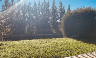 Duplex en el Barrio Islas del golf. Complejo La Mansa. Nordelta