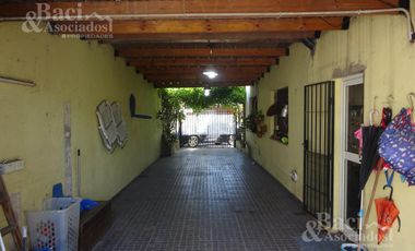 Casa - Luis Guillon