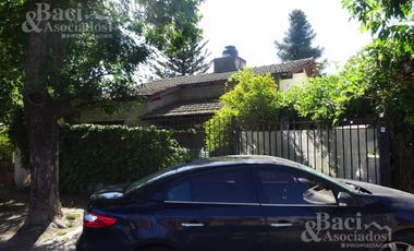 Casa - Luis Guillon