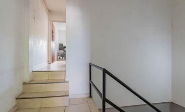 PH en  venta 3 ambientes al frente con Jardin y pileta.