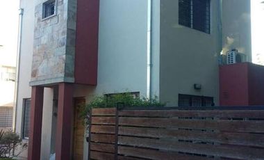 Duplex en excelente ubicación | VENTA | José Mármol