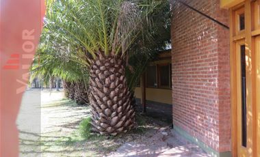 B° Colonia de Chacra, Exc. Casa 4 Dormitorios c/Jardín, Pileta, Cancha de Tenis!