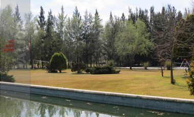 B° Colonia de Chacra, Exc. Casa 4 Dormitorios c/Jardín, Pileta, Cancha de Tenis!