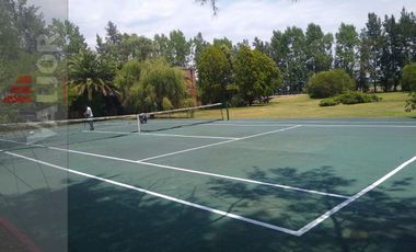 B° Colonia de Chacra, Exc. Casa 4 Dormitorios c/Jardín, Pileta, Cancha de Tenis!