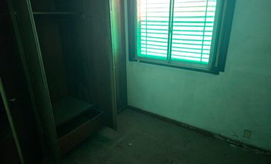En Alquiler | Ideal Empresas - Importante Propiedad Emplazada sobre 2.000m2 de Terreno | 8 Ambientes distribuidos en 2 Plantas |