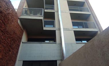 VENTA - Balcarce / Catamarca - OF. PB c/patio