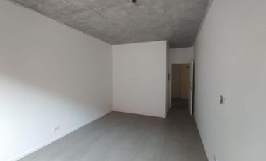 VENTA - Balcarce / Catamarca - OF. PB c/patio