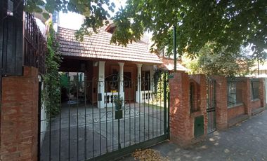 CHALET SOBRE LOTE DE 460 M2 - APTO CREDITO