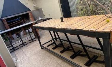 Casa en venta - 3 Dormitorios 2 Baños - 200Mts2 - Berisso