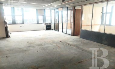 VENTA OFICINA PISO COMPLETO en MICROCENTRO
