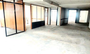 VENTA OFICINA PISO COMPLETO en MICROCENTRO