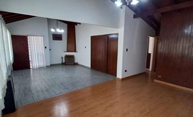 Casa en venta - 4 Dormitorios 2 Baños - Cochera - 312Mts2 - Venado Tuerto, General López, Santa Fe