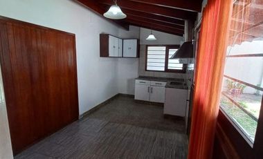 Casa en venta - 4 Dormitorios 2 Baños - Cochera - 312Mts2 - Venado Tuerto, General López, Santa Fe