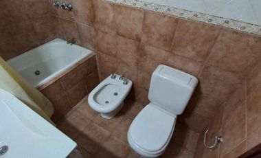 Casa en venta - 4 Dormitorios 2 Baños - Cochera - 312Mts2 - Venado Tuerto, General López, Santa Fe