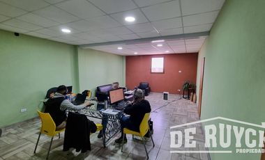 Local + galpon y oficinas