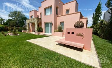Casa en Alquiler en Isla Santa Monica