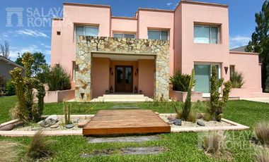 Casa en Alquiler en Isla Santa Monica