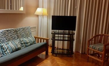 Departamento tipo piso cuatro ambientes con cochera a la venta en Avellaneda Centro