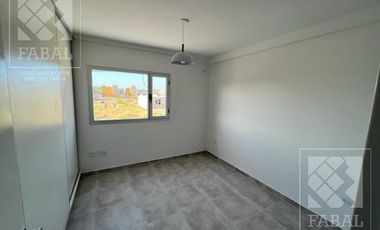 Casa venta Confluencia Rural, 3 dormitorios (suite), 3 baños, 2 cocheras y jardín