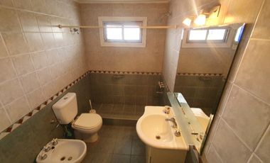 Dúplex en Alquiler en Villa Primera