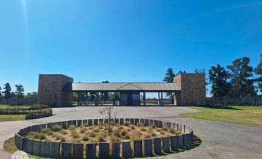 Lote 800 m2 - La Finca l - Funes | Venta