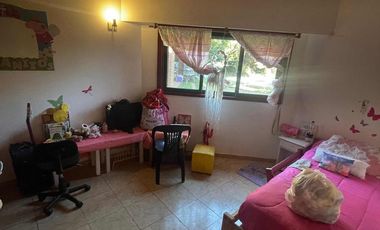 Casa en venta - 8 Dormitorios 6 Baños - Cochera - 1.200Mts2 - Pilar