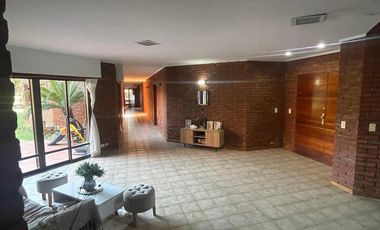 Casa en venta - 8 Dormitorios 6 Baños - Cochera - 1.200Mts2 - Pilar
