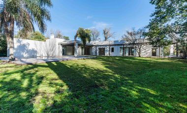 Casa en venta en Highland Park a estrenar por el reconocido arquitecto Pablo Sanchez Elias!!!